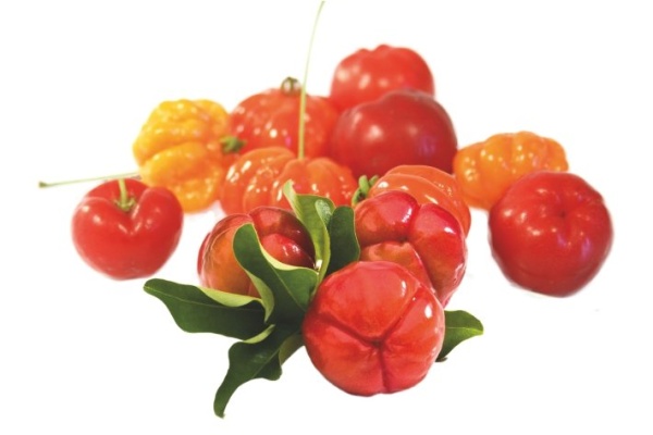 Acerola, fructul care alungă răcelile