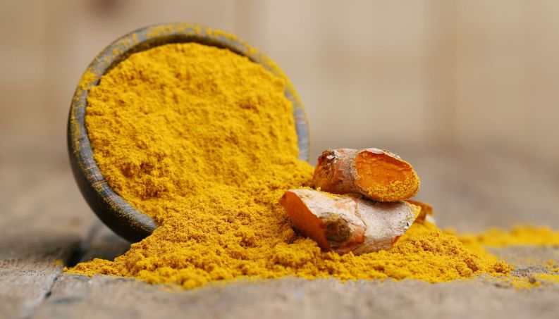6 beneficii dovedite științific ale turmericului în boala Alzheimer